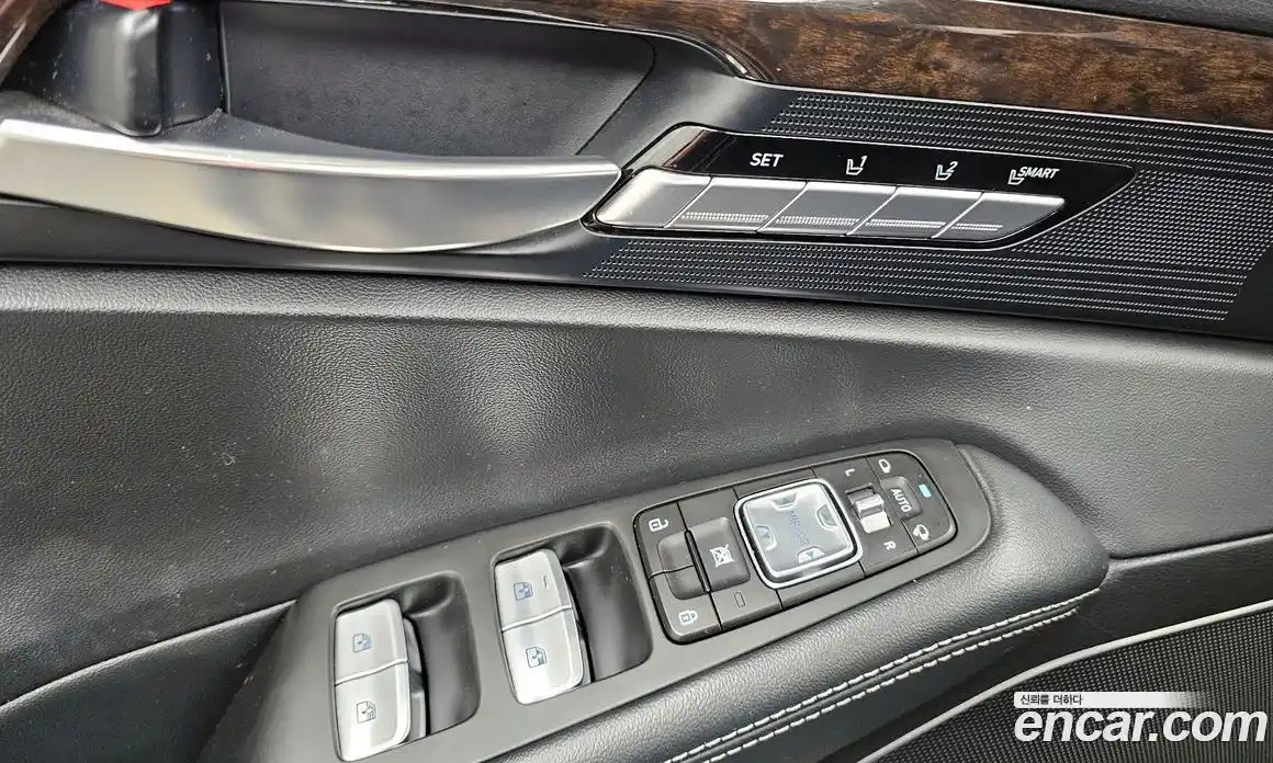 Genesis G90 2019 3.8 гидро в Москве № 1832563, фото 28
