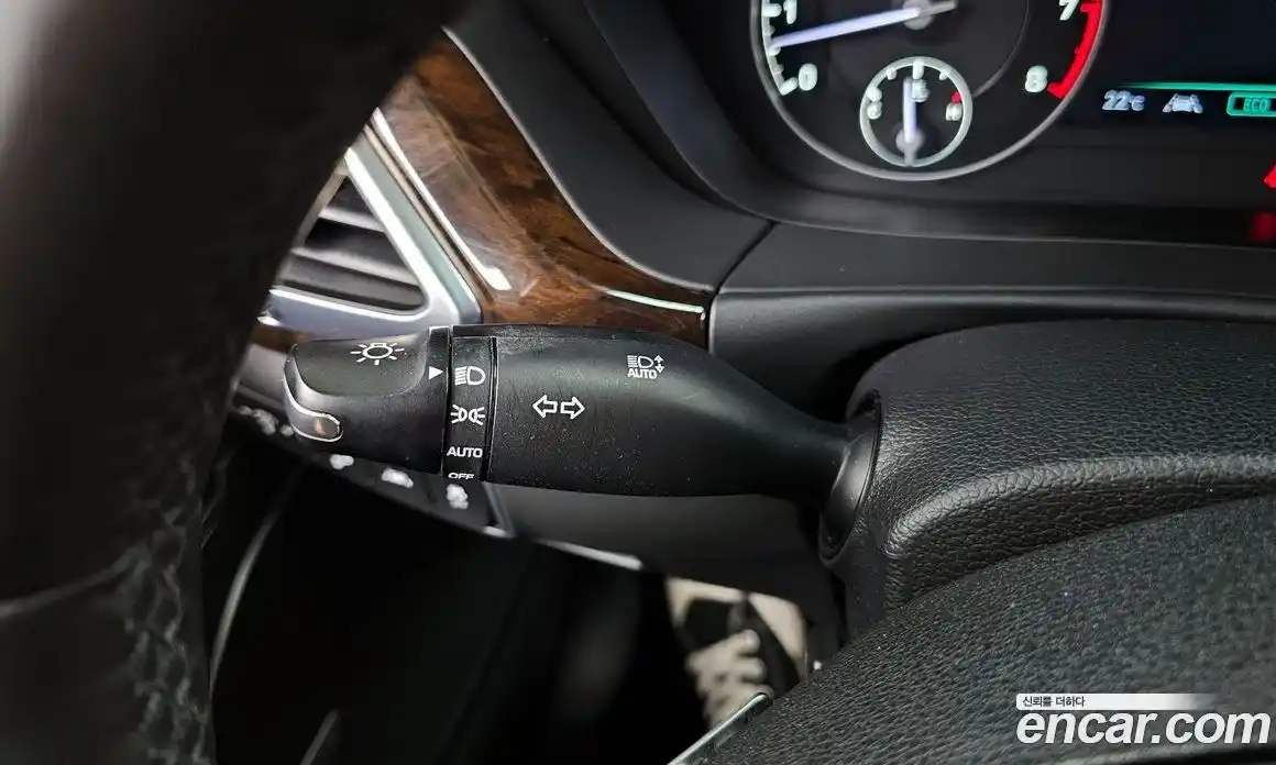 Genesis G90 2019 3.8 гидро в Москве № 1832563, фото 29