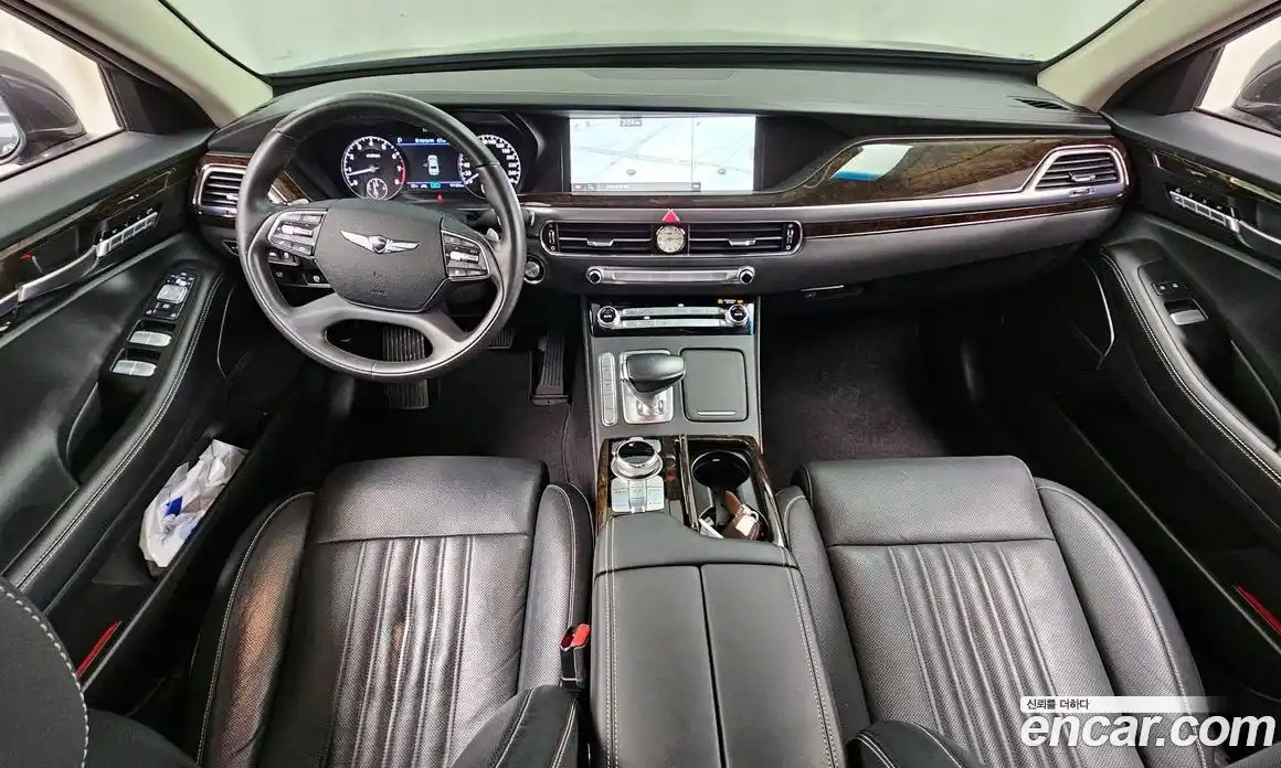 Genesis G90 2019 3.8 гидро в Москве № 1832563, фото 10