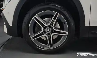 Mercedes-Benz GLB-Class 2023 2.0 гидро в Москве № 1833104, миниатюра 5