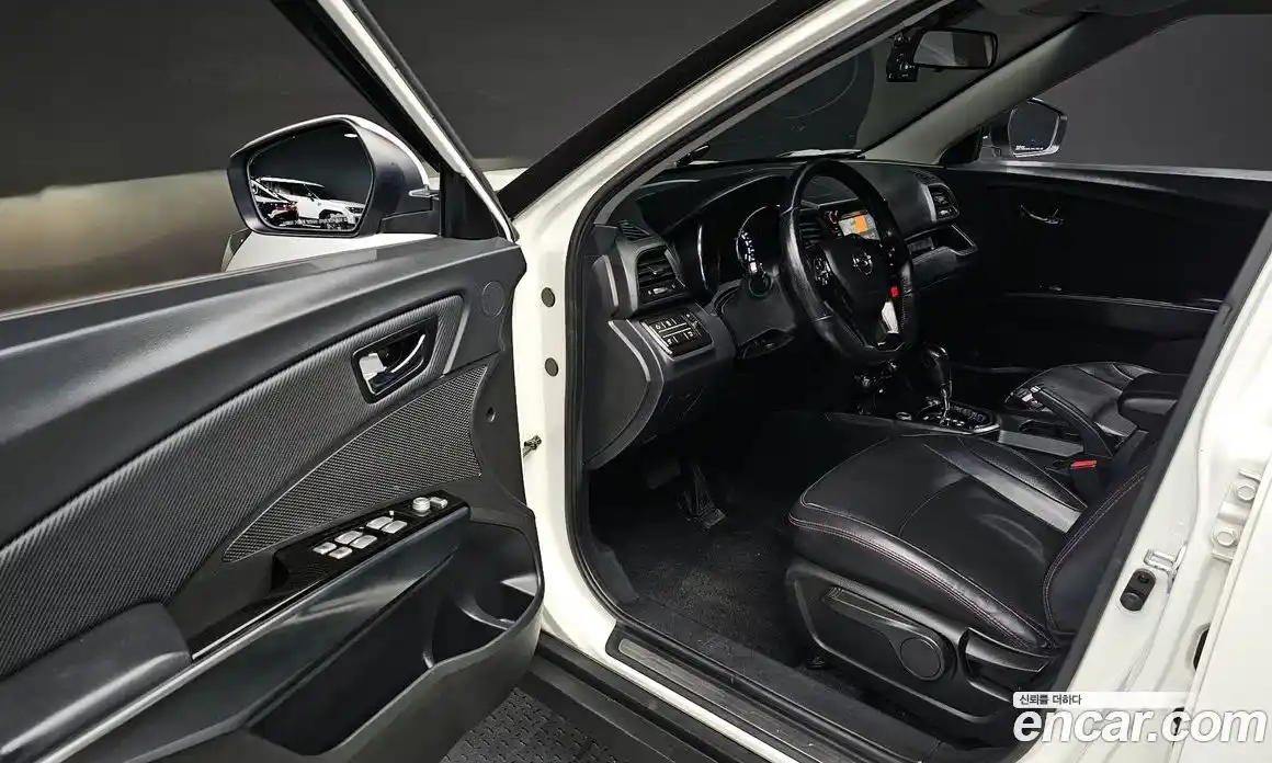 SsangYong TIBOLI 2016 1.6 гидро в Москве № 1833175, фото 10