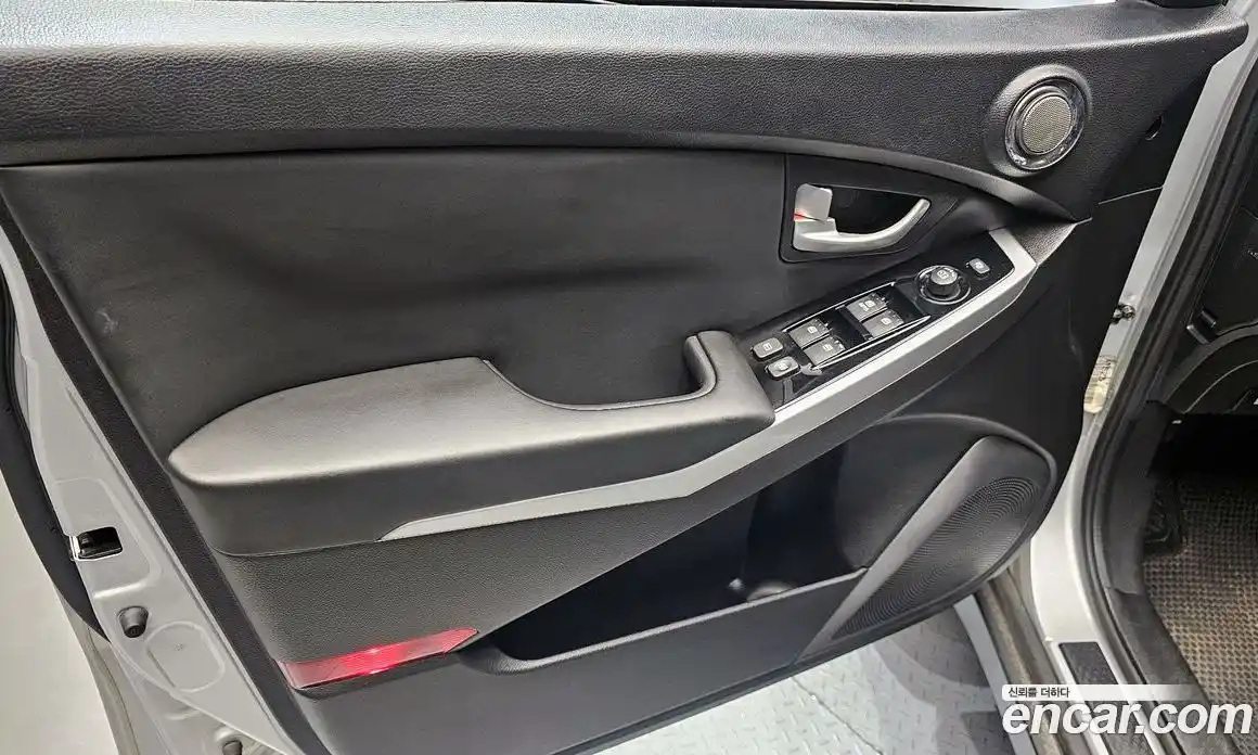 SsangYong Korando 2015 2.2 гидро в Москве № 1833253, фото 14