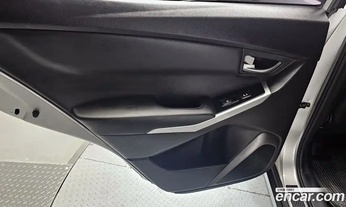 SsangYong Korando 2015 2.2 гидро в Москве № 1833253, фото 15