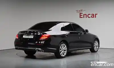 Mercedes-Benz E-Class, 2020