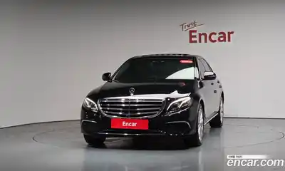 Mercedes-Benz E-Class 2020 2.0 гидро в Москве № 1834407, миниатюра 2