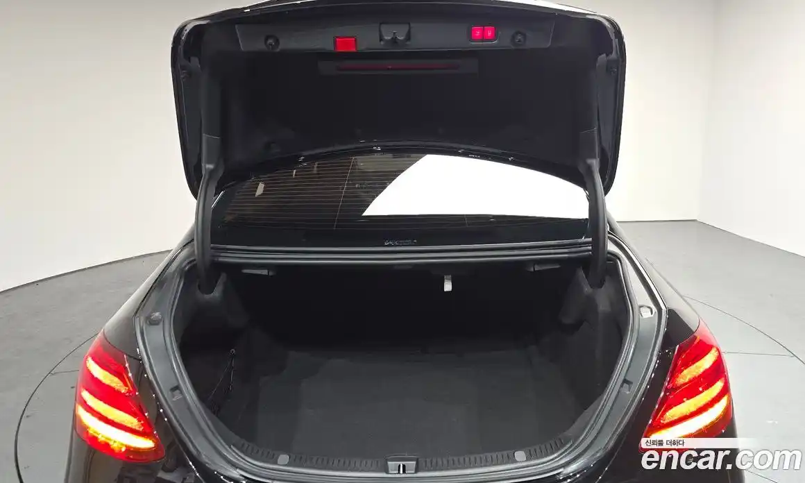 Mercedes-Benz E-Class 2020 2.0 гидро в Москве № 1834407, фото 26