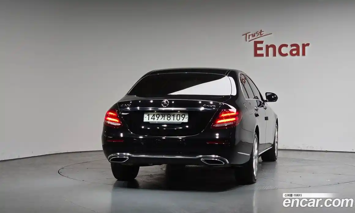 Mercedes-Benz E-Class 2020 2.0 гидро в Москве № 1834407, фото 3