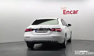 Mercedes-Benz E-Class 2021 2.0 гидро в Москве № 1834844, миниатюра 4