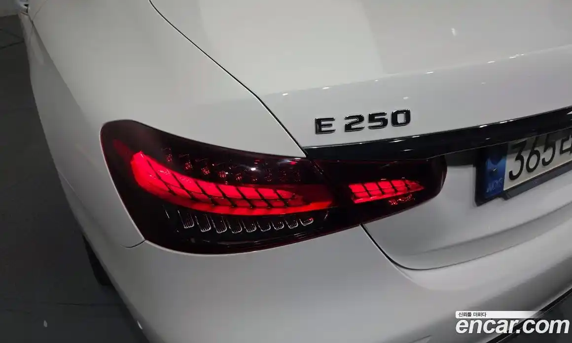Mercedes-Benz E-Class 2021 2.0 гидро в Москве № 1834844, фото 9