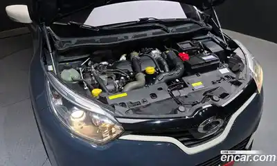 Renault QM3 2015 1.5 гидро в Москве № 1834882, миниатюра 6