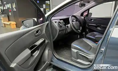Renault QM3 2015 1.5 гидро в Москве № 1834882, миниатюра 10