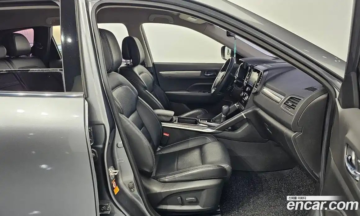 Renault QM6 2016 2.0 гидро в Москве № 1834895, фото 17