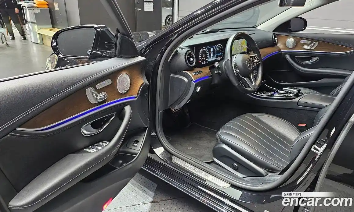Mercedes-Benz E-Class 2018 2.0 гидро в Москве № 1835921, фото 13
