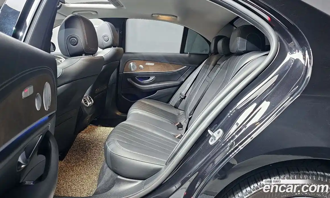 Mercedes-Benz E-Class 2018 2.0 гидро в Москве № 1835921, фото 18