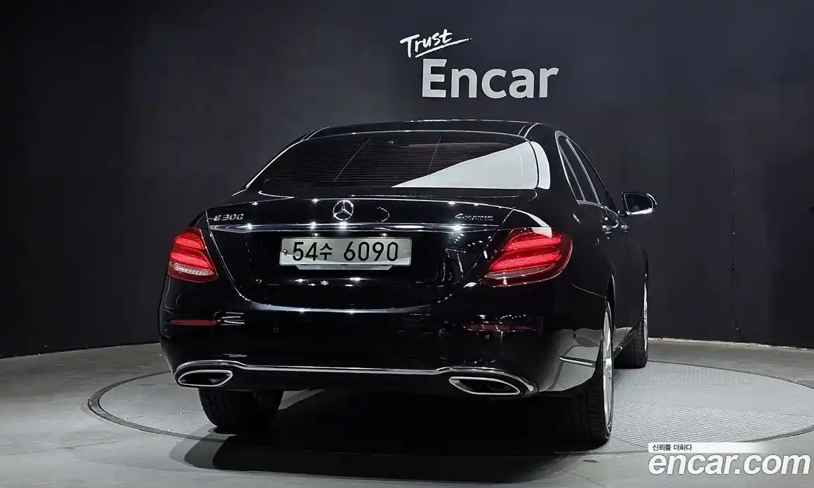 Mercedes-Benz E-Class 2018 2.0 гидро в Москве № 1835921, фото 4