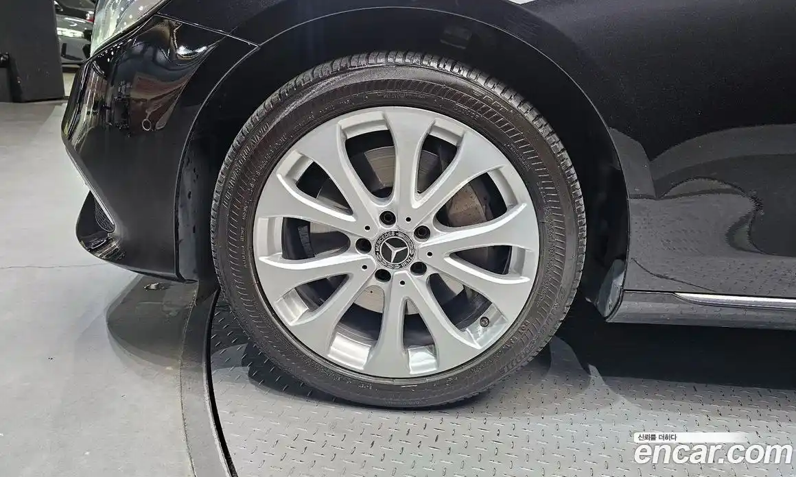 Mercedes-Benz E-Class 2018 2.0 гидро в Москве № 1835921, фото 5