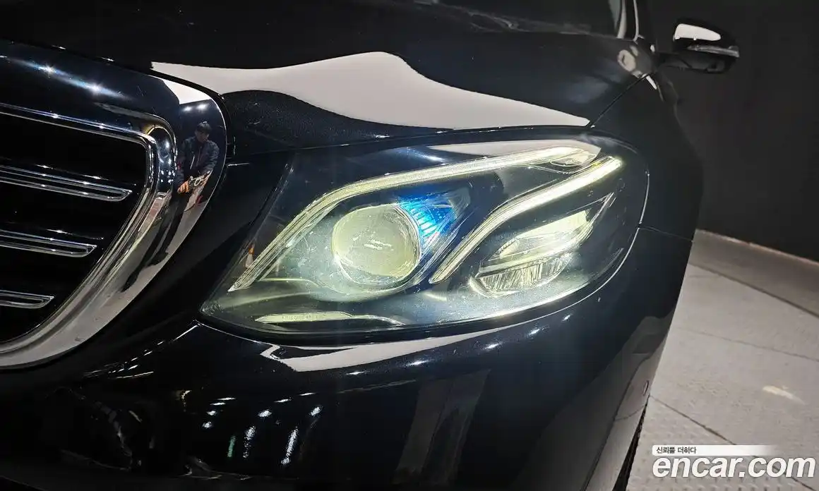 Mercedes-Benz E-Class 2018 2.0 гидро в Москве № 1835921, фото 8