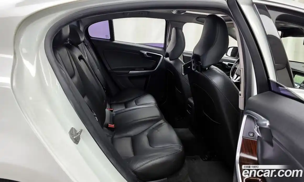 Volvo S60 2015 2.0 гидро в Москве № 1836933, фото 12