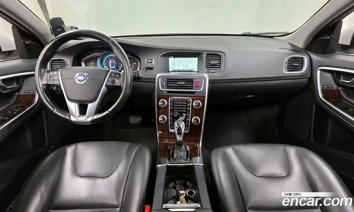 Volvo S60 2015 2.0 гидро в Москве № 1836933, фото 7