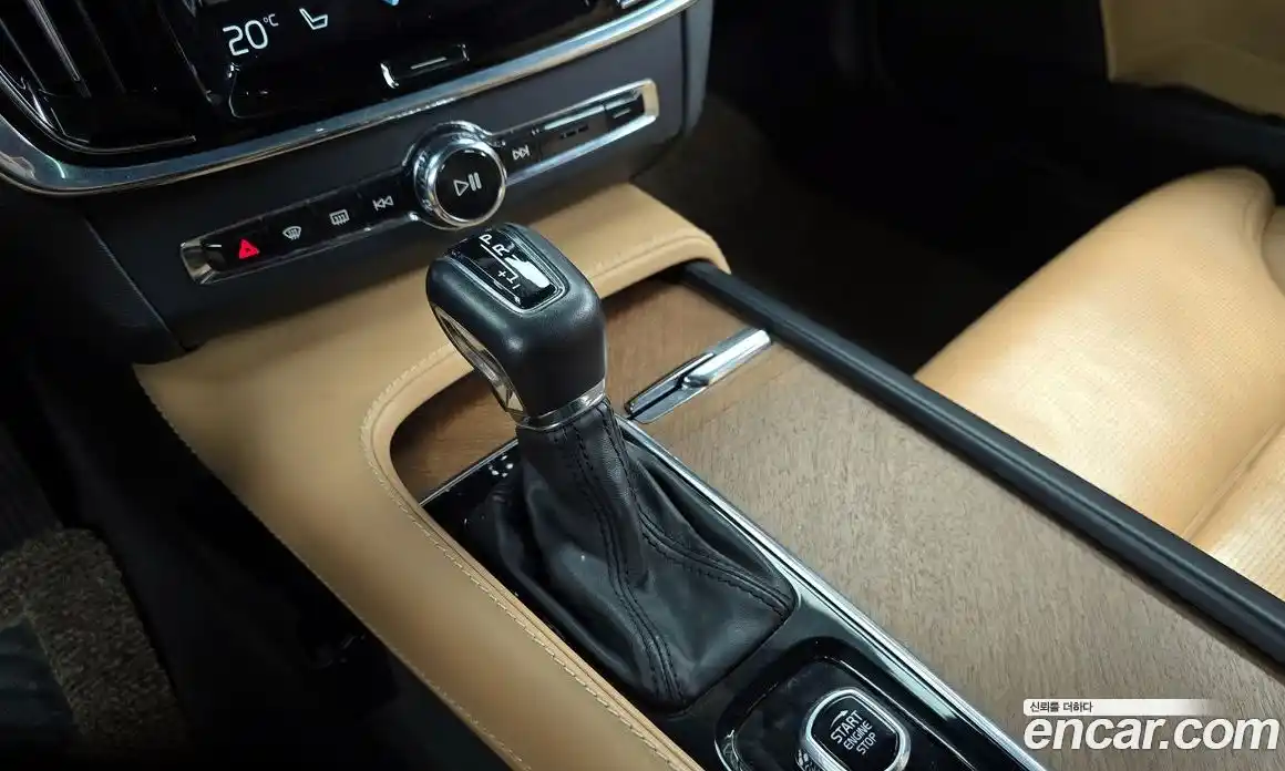 Volvo S90 2017 2.0 гидро в Москве № 1836937, фото 9