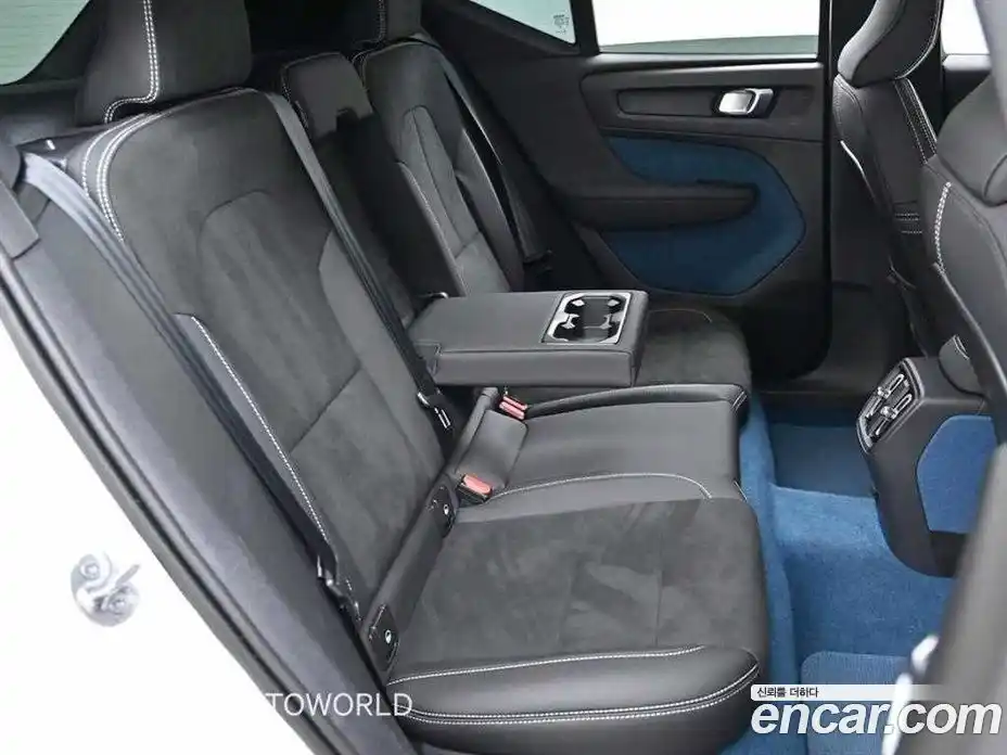 Volvo XC40 2024 0.2 гидро в Москве № 1836955, фото 12