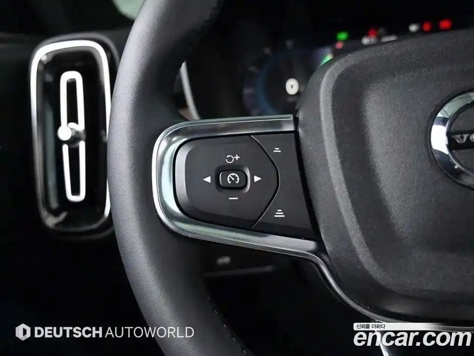 Volvo XC40 2024 0.2 гидро в Москве № 1836955, фото 16