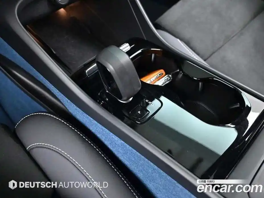 Volvo XC40 2024 0.2 гидро в Москве № 1836955, фото 9