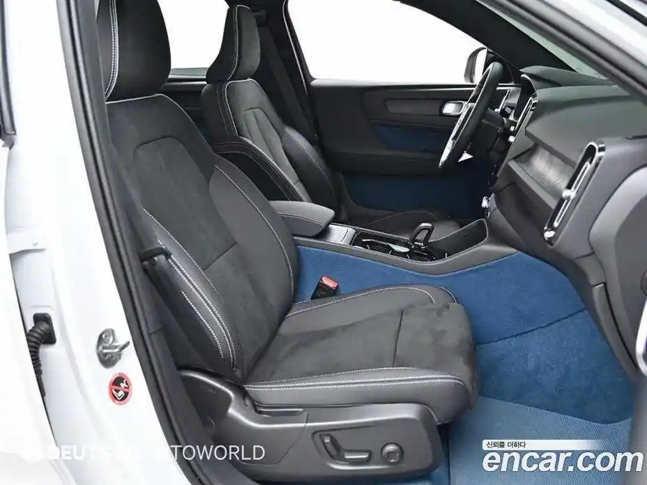Volvo XC40 2024 0.2 гидро в Москве № 1836955, фото 10