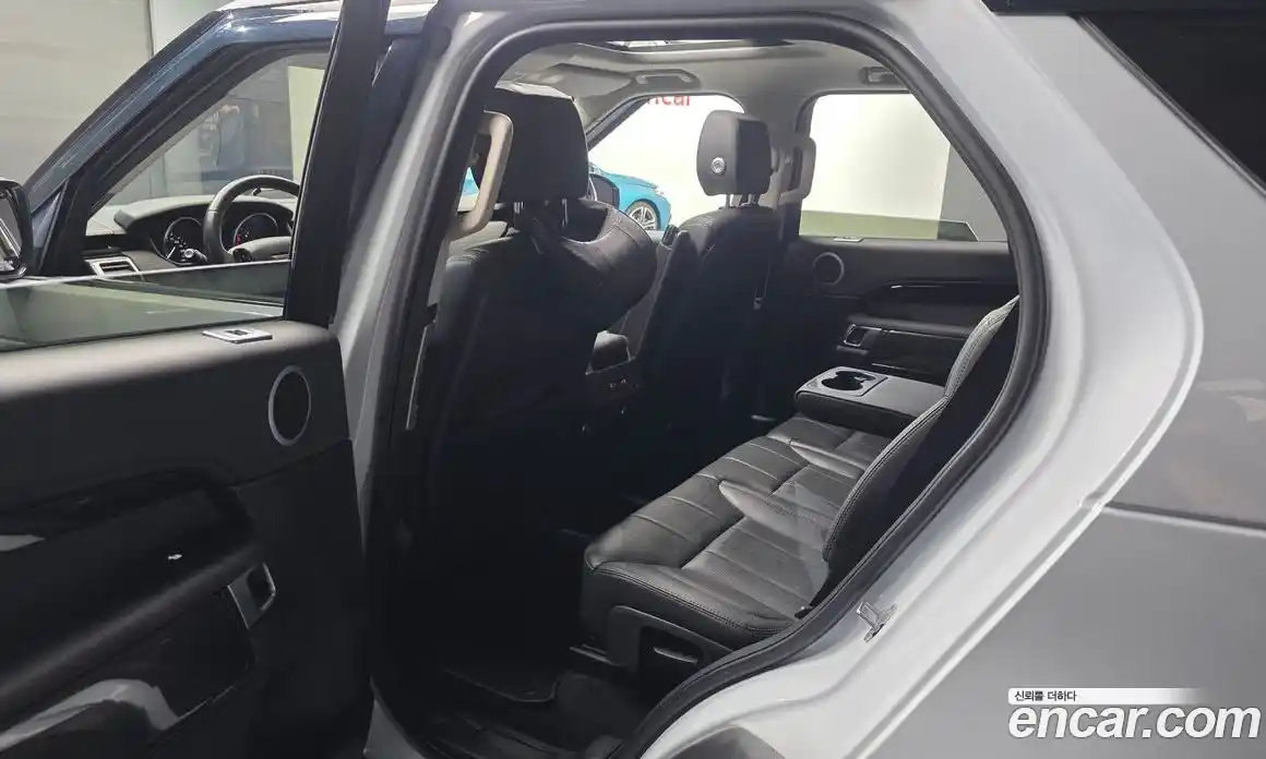 Land Rover Discovery 2019 2.0 гидро в Москве № 1837399, фото 11