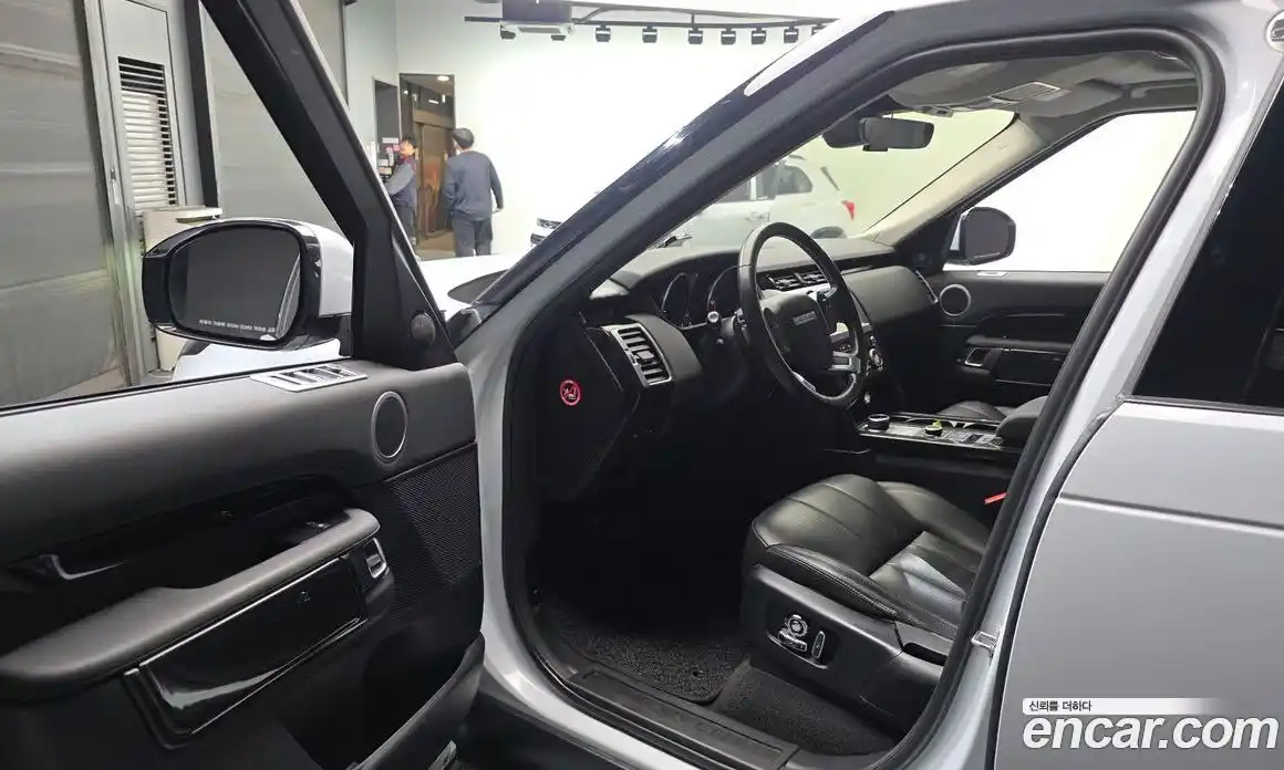 Land Rover Discovery 2019 2.0 гидро в Москве № 1837399, фото 10