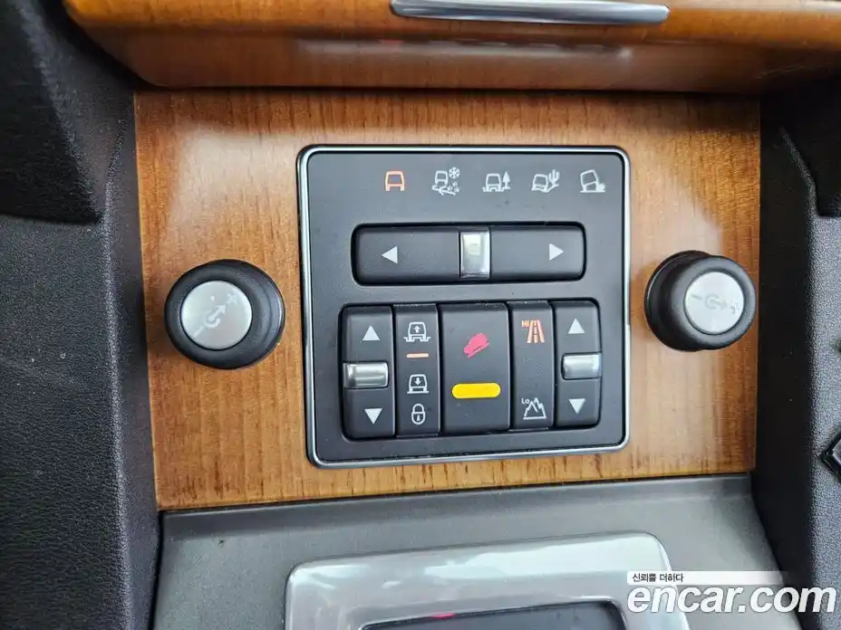Land Rover Discovery 2011 3.0 гидро в Москве № 1837428, фото 16