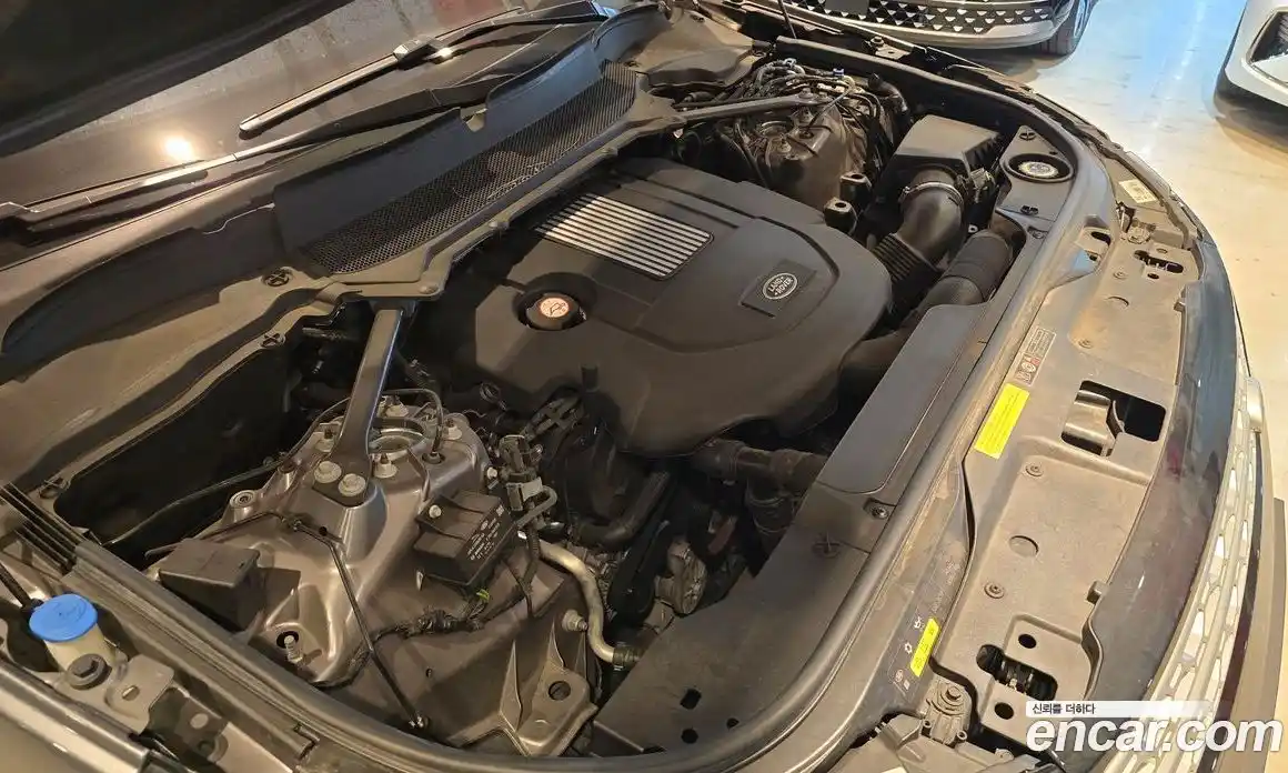 Land Rover Discovery 2018 3.0 гидро в Москве № 1837447, фото 16