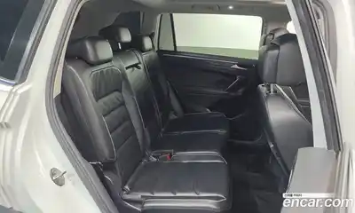 Volkswagen Tiguan 2018 2.0 гидро в Москве № 1838219, миниатюра 11