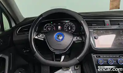Volkswagen Tiguan 2018 2.0 гидро в Москве № 1838219, миниатюра 12