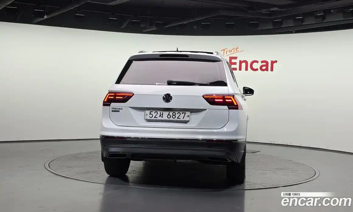 Volkswagen Tiguan 2018 2.0 гидро в Москве № 1838219, фото 4