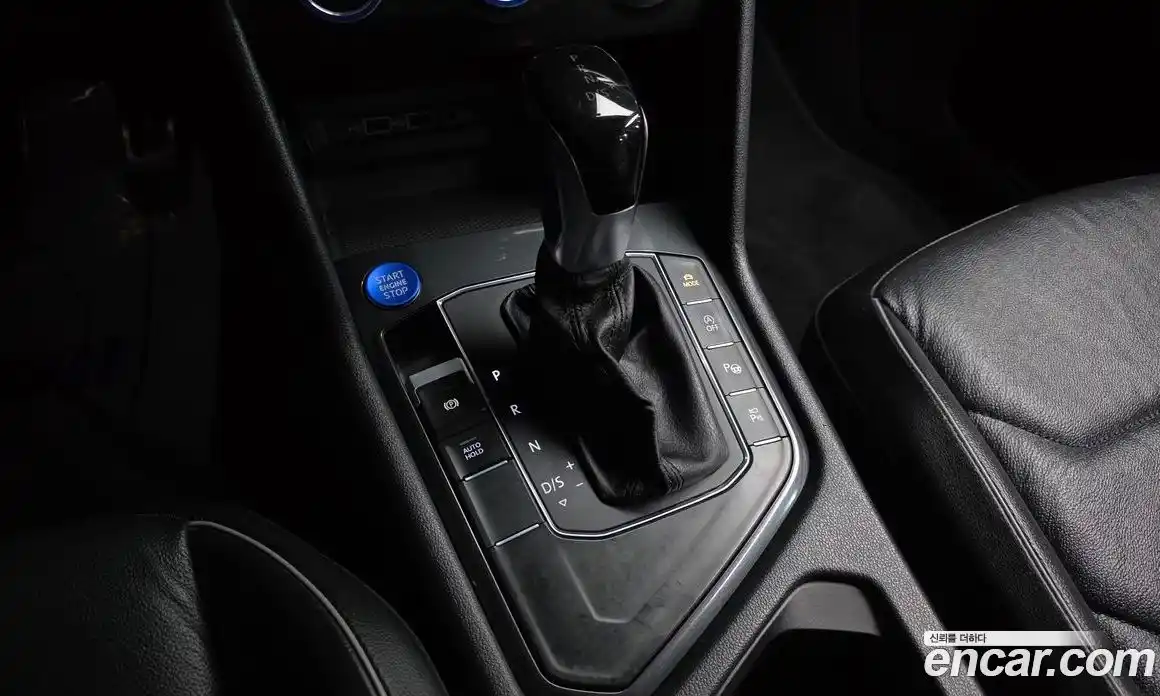 Volkswagen Tiguan 2018 2.0 гидро в Москве № 1838219, фото 9