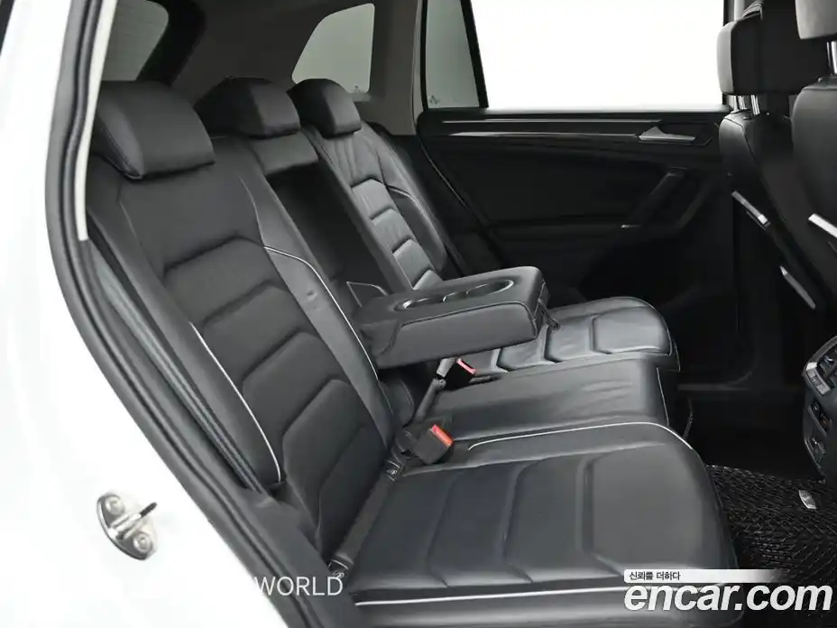 Volkswagen Tiguan 2018 2.0 гидро в Москве № 1838273, фото 12