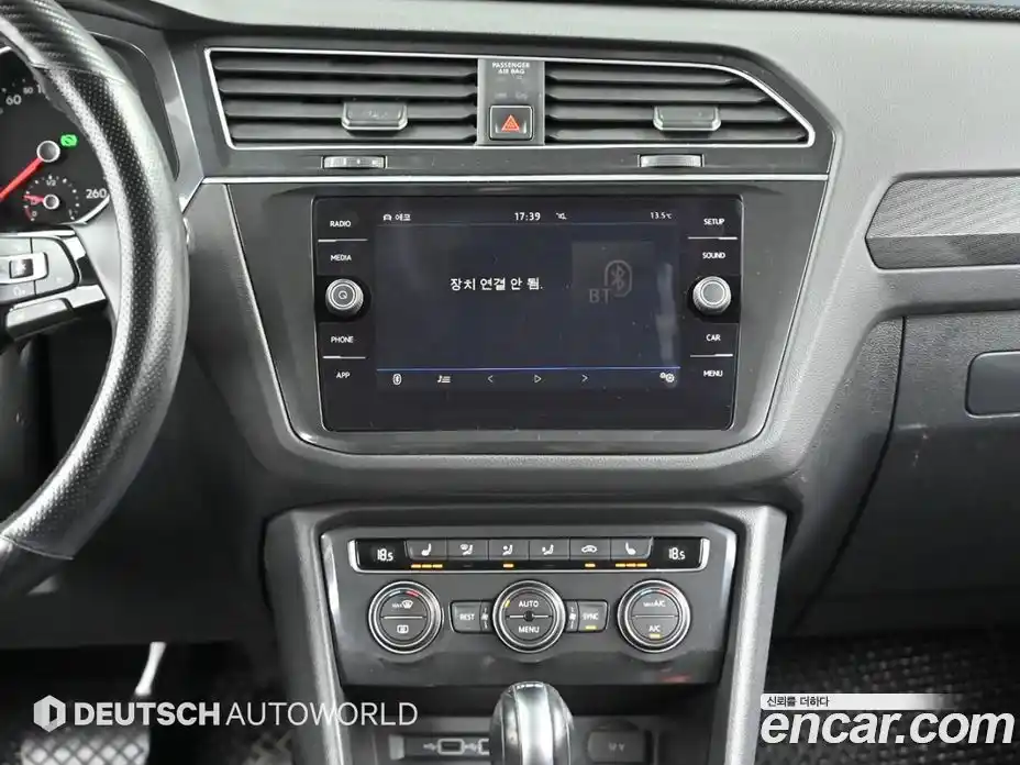 Volkswagen Tiguan 2018 2.0 гидро в Москве № 1838273, фото 14