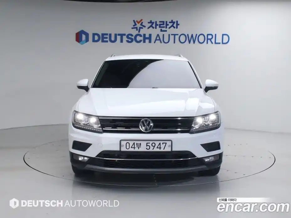 Volkswagen Tiguan 2018 2.0 гидро в Москве № 1838273, фото 3