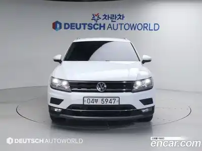 Volkswagen Tiguan 2018 2.0 гидро в Москве № 1838273, миниатюра 3