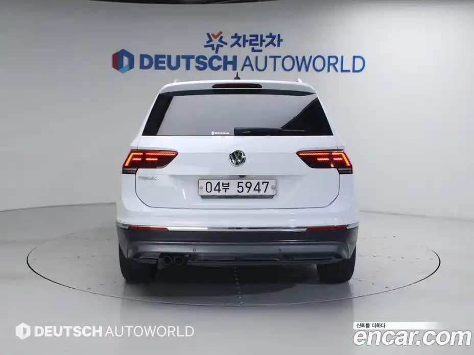 Volkswagen Tiguan 2018 2.0 гидро в Москве № 1838273, фото 4