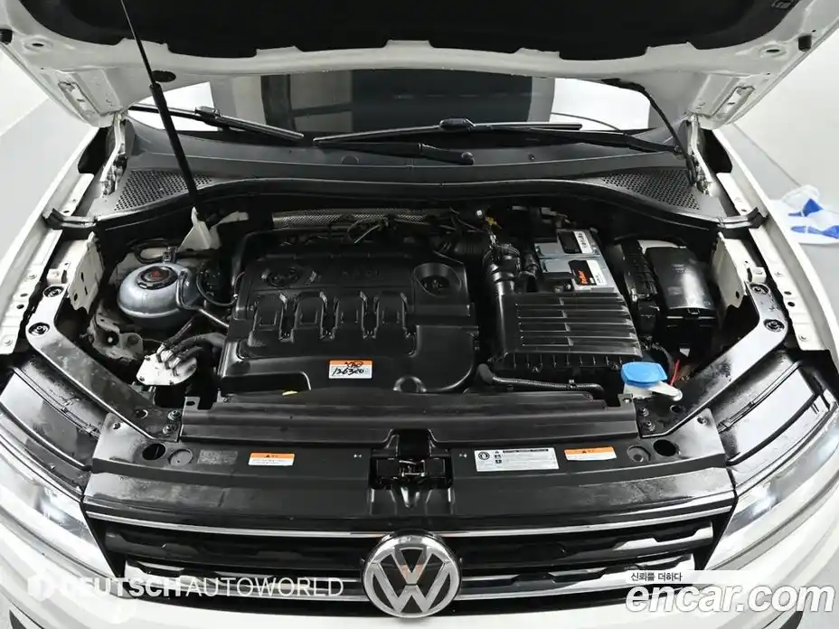Volkswagen Tiguan 2018 2.0 гидро в Москве № 1838273, фото 6