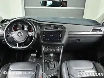 Volkswagen Tiguan 2018 2.0 гидро в Москве № 1838273, миниатюра 7