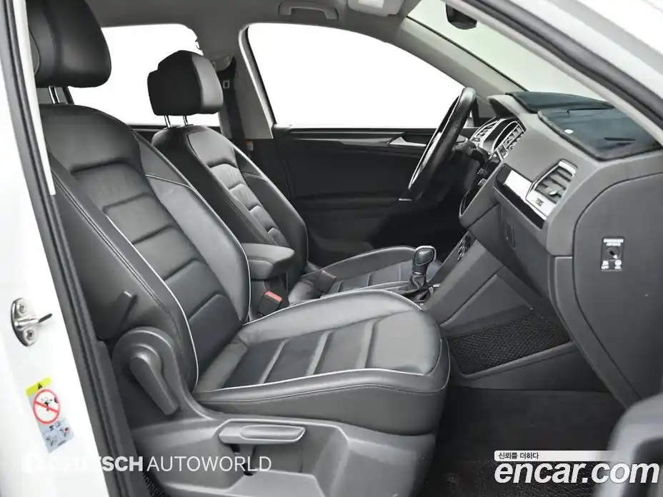 Volkswagen Tiguan 2018 2.0 гидро в Москве № 1838273, фото 10