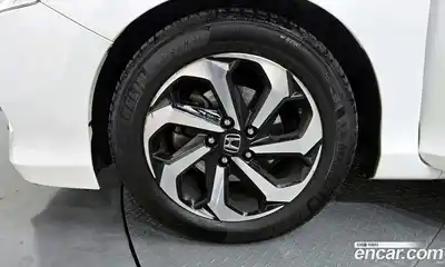 Honda Accord 2017 2.4 гидро в Москве № 1838597, миниатюра 5