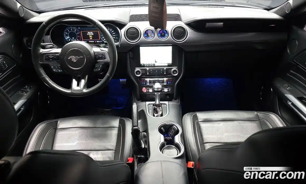 Ford Mustang 2018 2.3 гидро в Москве № 1838708, фото 10