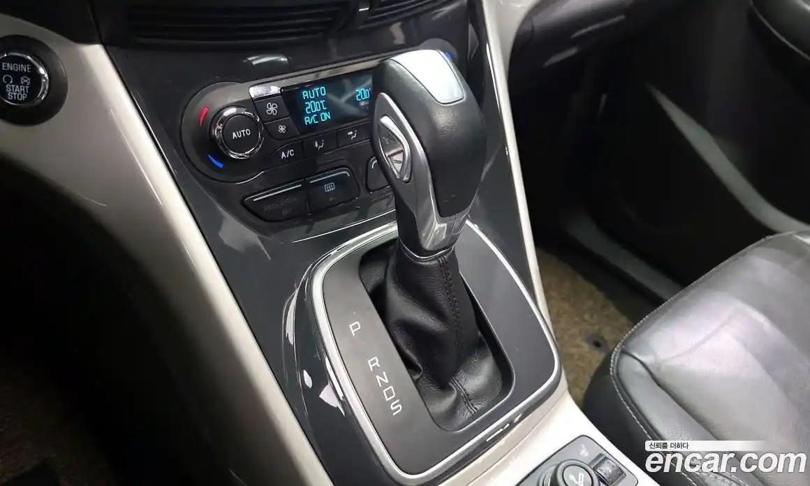 Ford Escape 2013 2.0 гидро в Москве № 1838839, фото 9