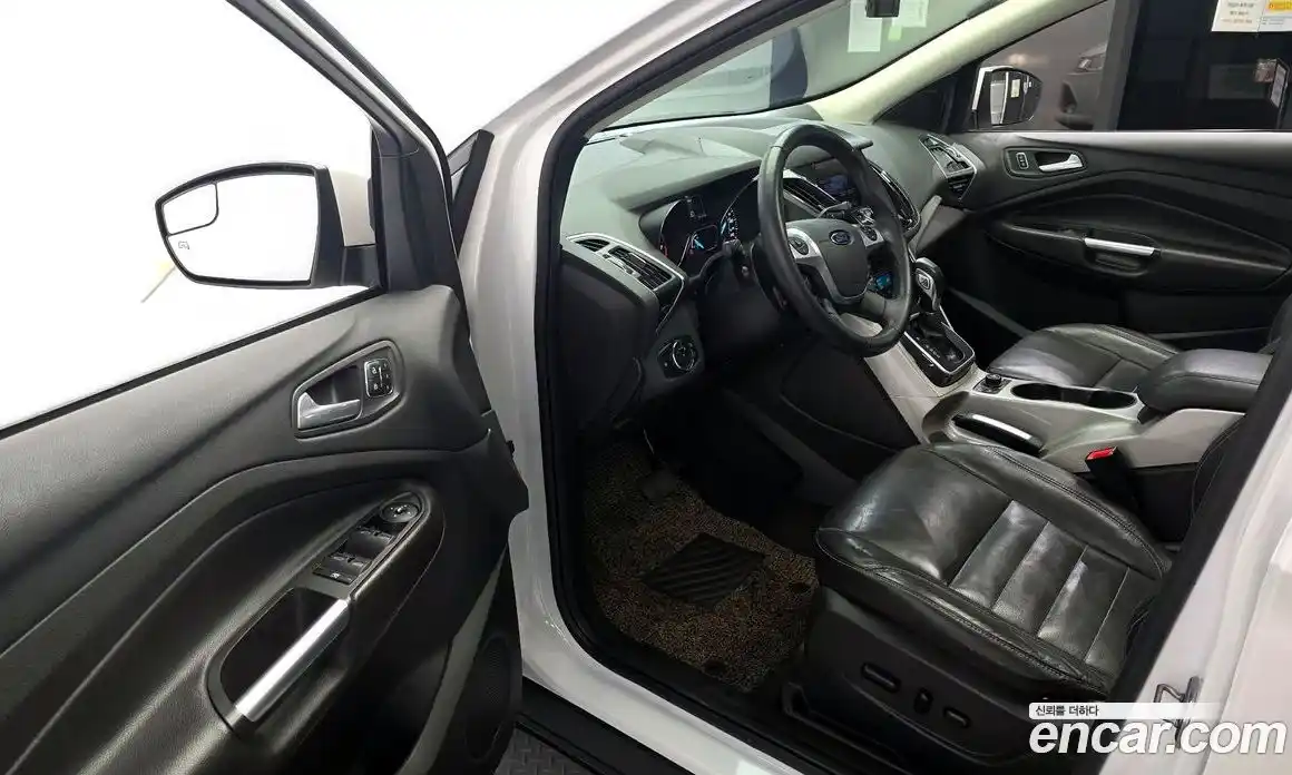 Ford Escape 2013 2.0 гидро в Москве № 1838839, фото 10