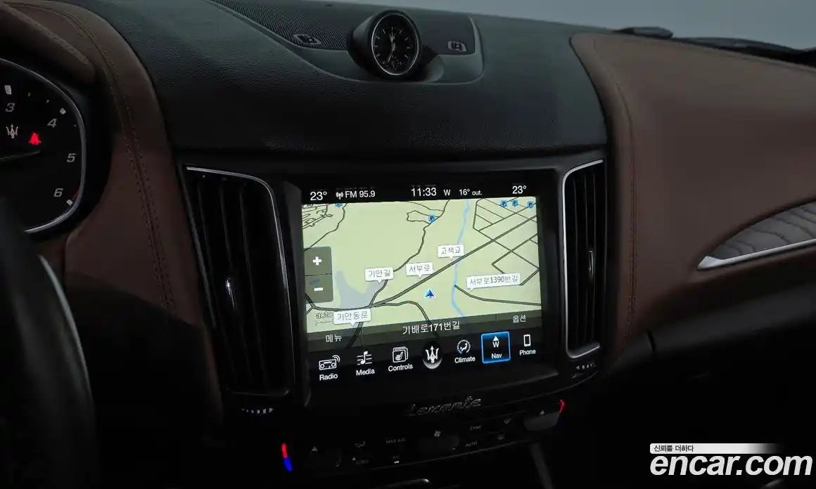 Maserati Levante 2017 3.0 гидро, фото 14