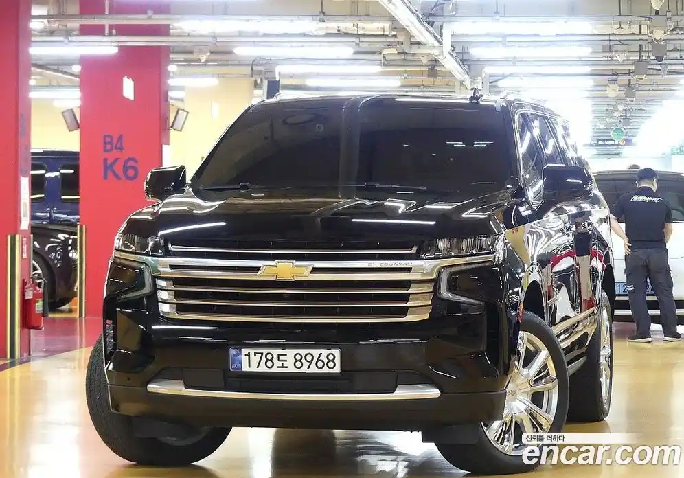 Chevrolet Surburban 2021 6.2 гидро в Москве № 375165, фото 3